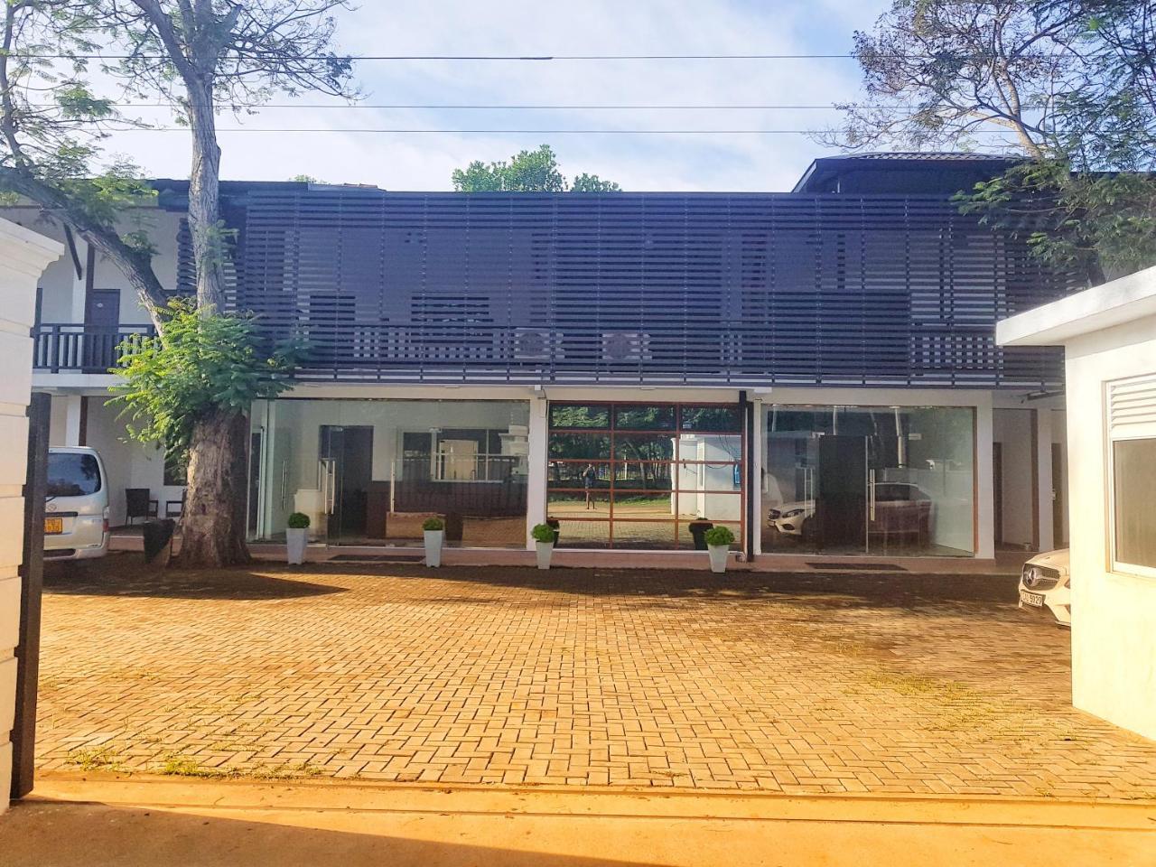 Livinya Holiday Resort Kataragama Exterior photo