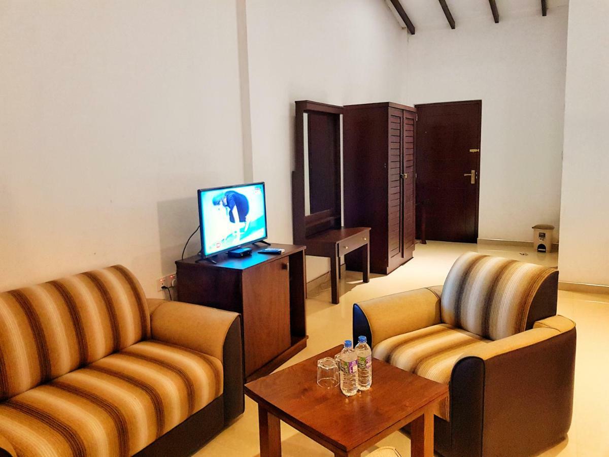 Livinya Holiday Resort Kataragama Exterior photo